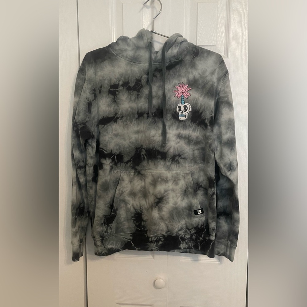 Edgy Tie-Dye Hoodie with Skull and Flower Design